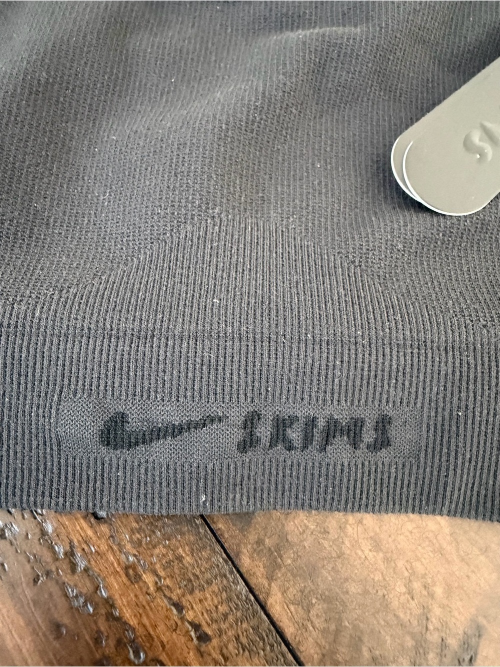 Skims Nike Vintage Seamless Scoop Bra - Picture 2 of 7